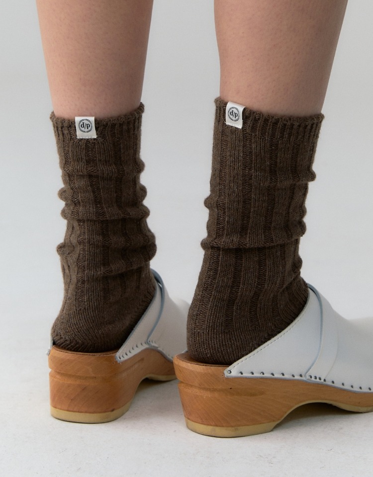cashmere blend ribbed socks - brown