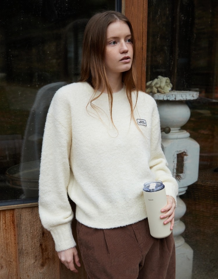 wool boucle wappen pullover - ivory